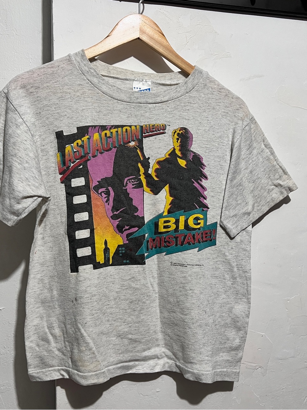 Vintage Graphic Men's T-Shirt in Light Gray - 'Big Mistake' Design